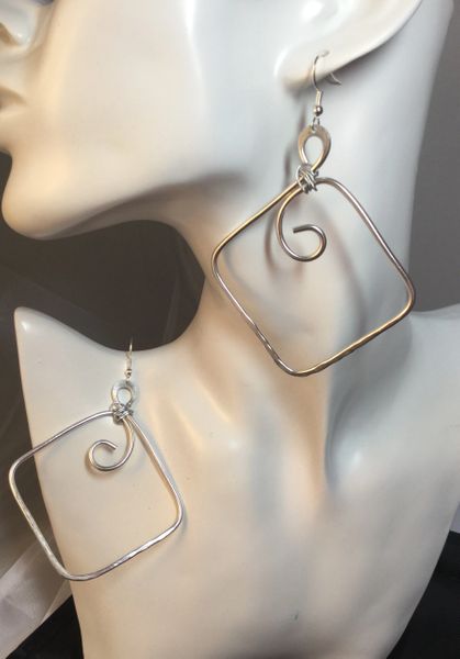 Diamond-shaped Aluminum Earrings