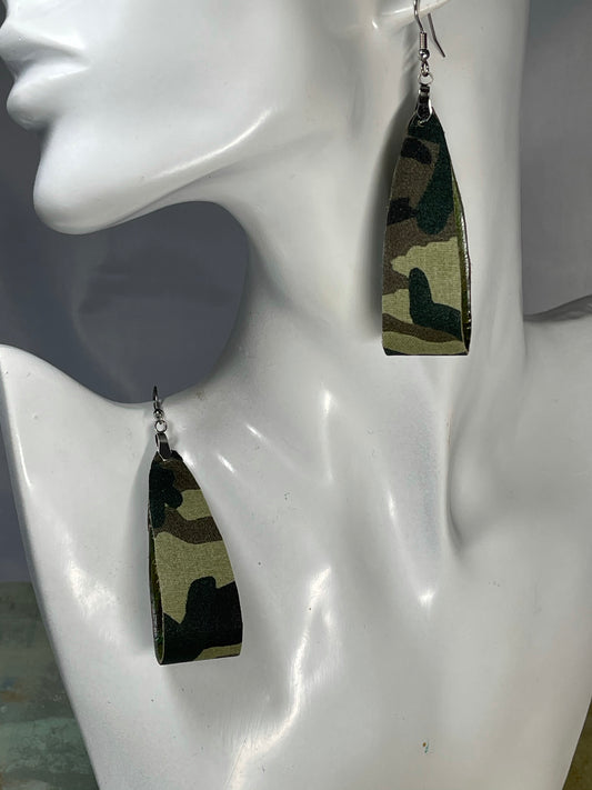Teardrop hoop earrings - camouflage